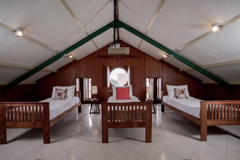 Pasteur Beautiful Luxury Home Bandung Eksteriør billede