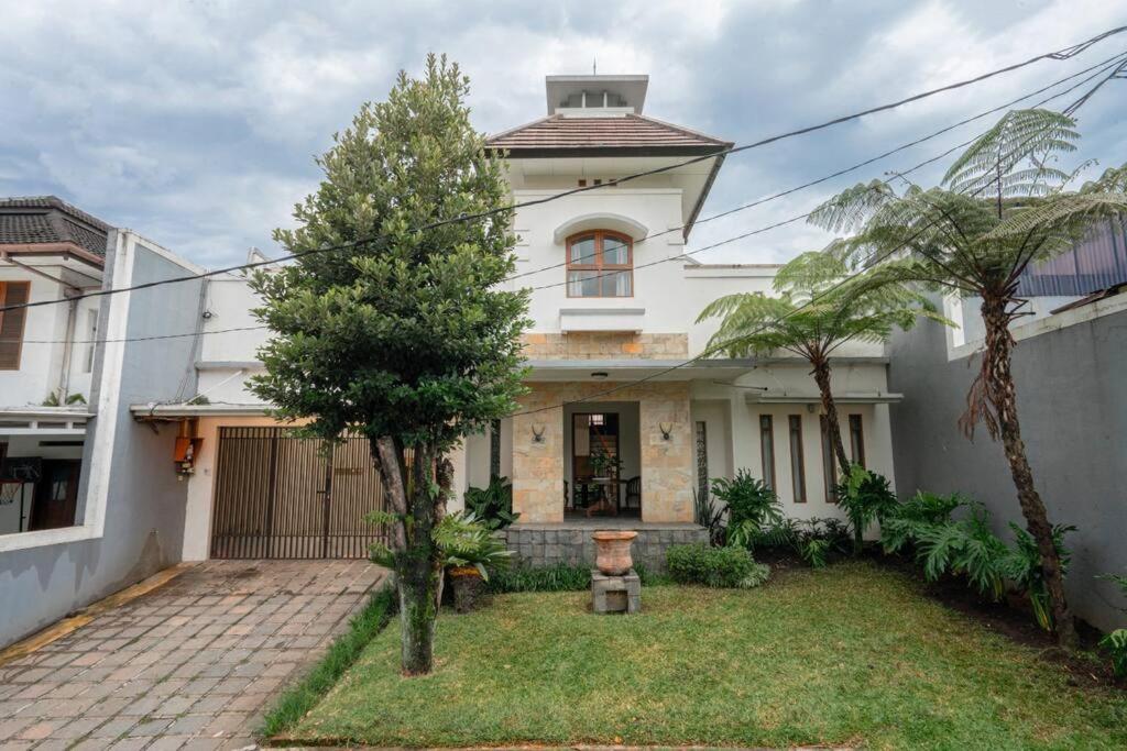Pasteur Beautiful Luxury Home Bandung Eksteriør billede