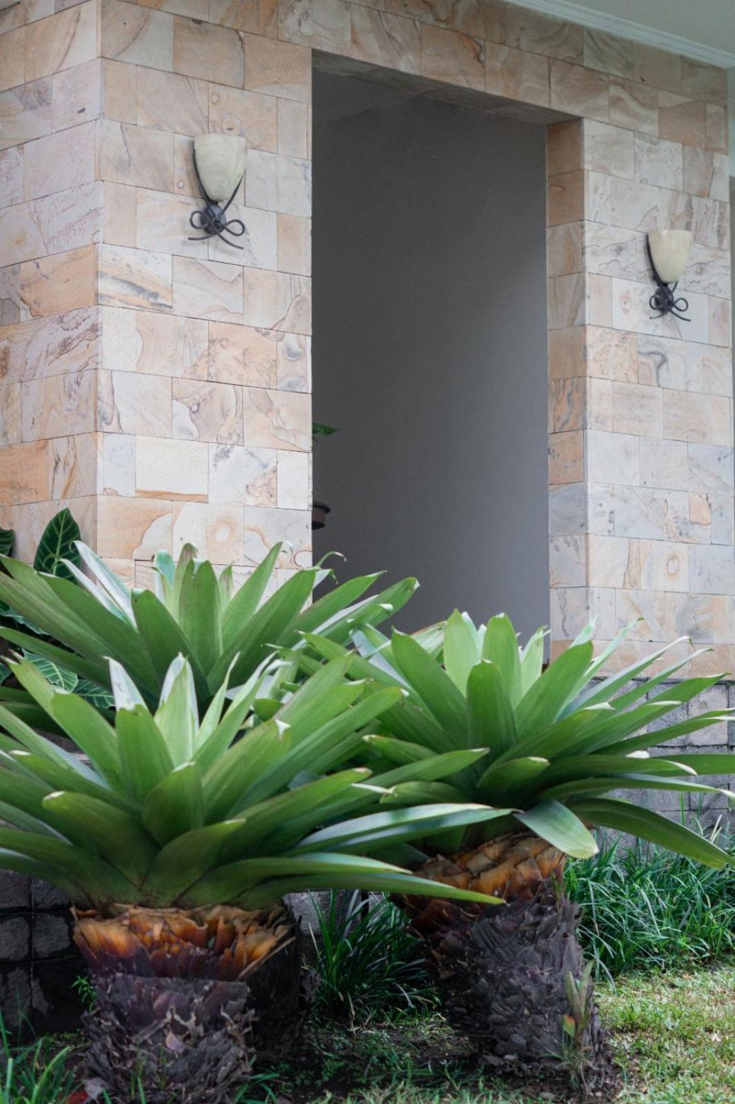 Pasteur Beautiful Luxury Home Bandung Eksteriør billede