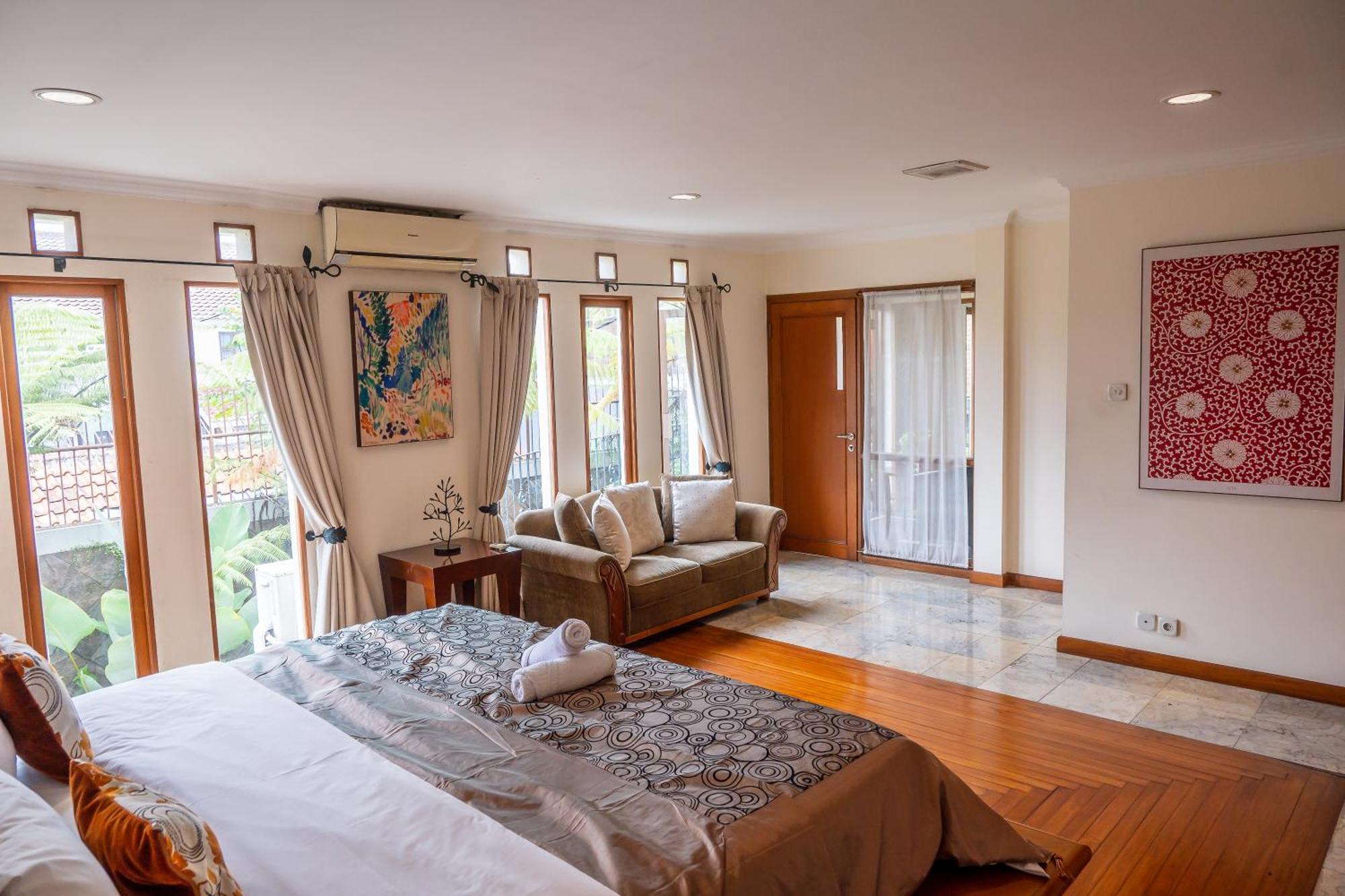 Pasteur Beautiful Luxury Home Bandung Eksteriør billede